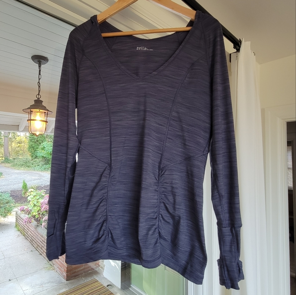 Zella Long Sleeved Ruched Hooded Athletic Top Size Large